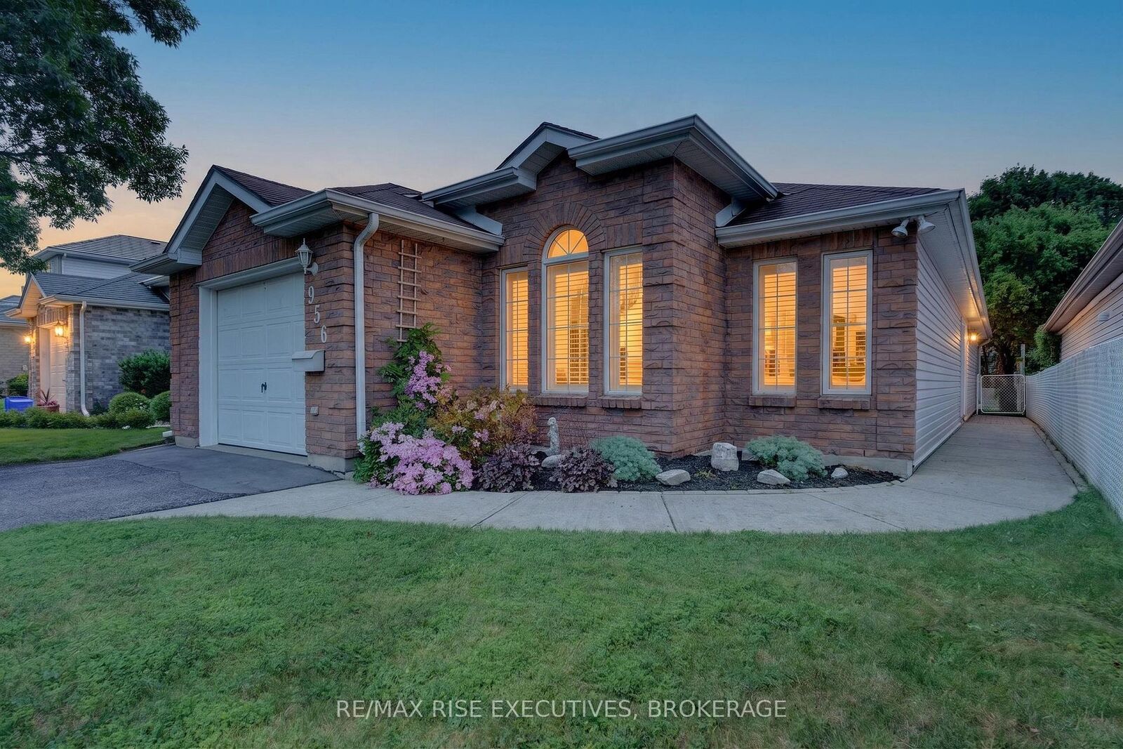 Property Photo: 956 Ringstead Street ON K7M 8V2