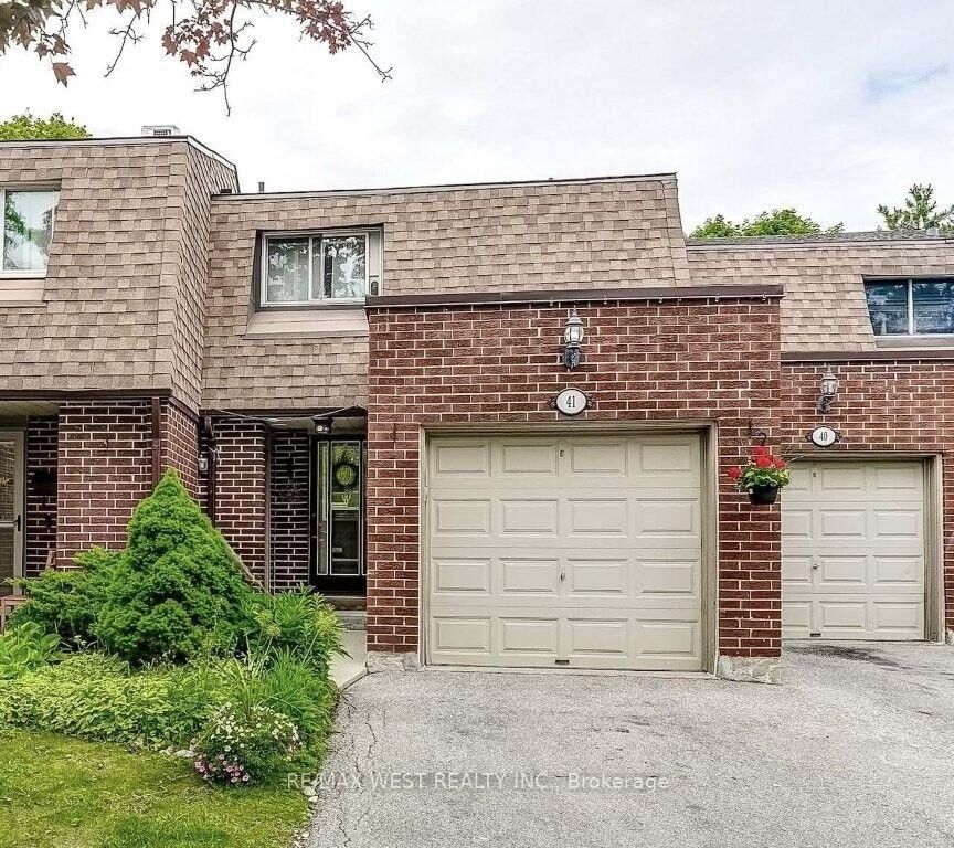 Property Photo:  6240 Montevideo Road 41  ON L5N 2N7 