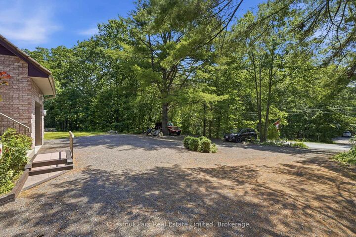 Property Photo: 72 Kenner Court ON K0K 3J0
