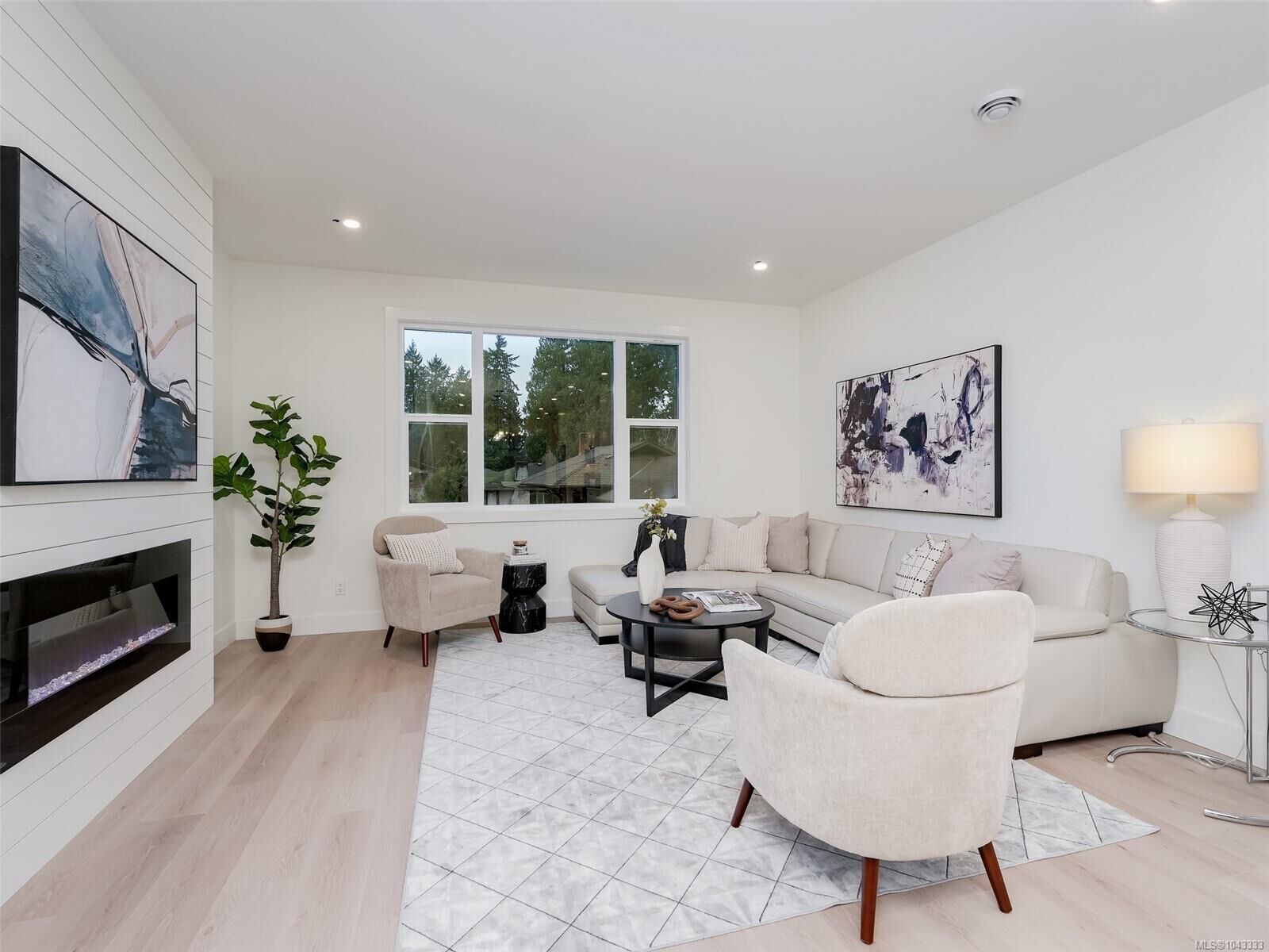 Property Photo: 960 Jenkins Ave #107 BC V9B 7H4
