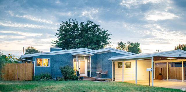 Property Photo: 943 N Oakley St UT 84116