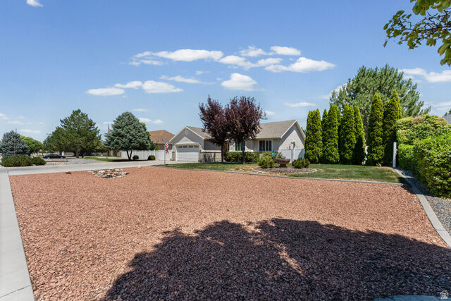 Property Photo:  323 Ranch Rd  UT 84029 