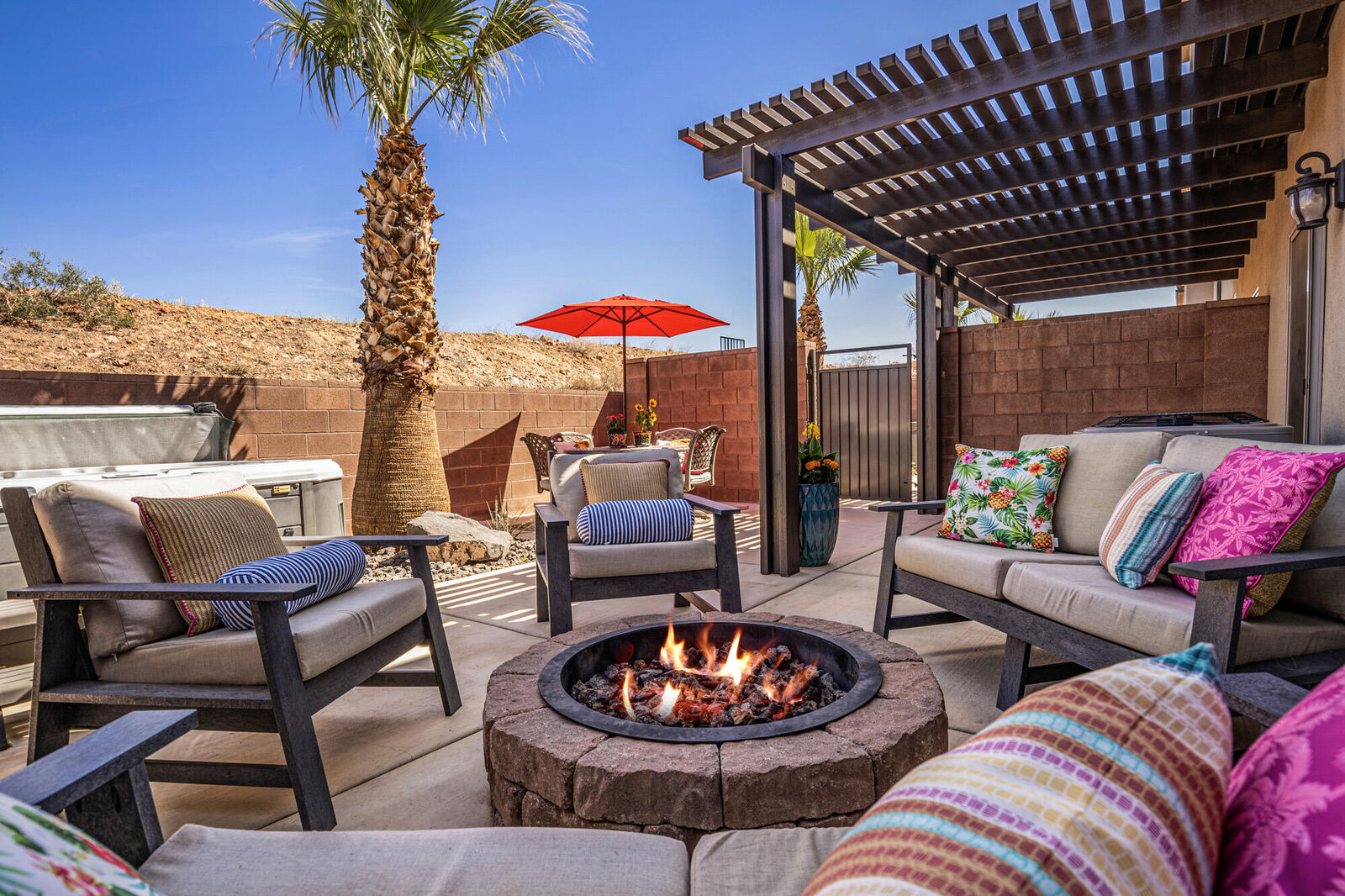 Property Photo:  1367 E Vista Roja Pl  UT 84780 