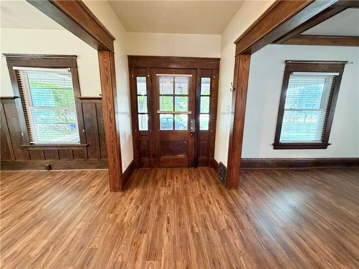 Property Photo:  333 Laurel Blvd  PA 16101 