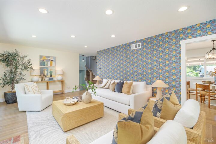 Property Photo: 87 Twelveoak Hill Drive CA 94903