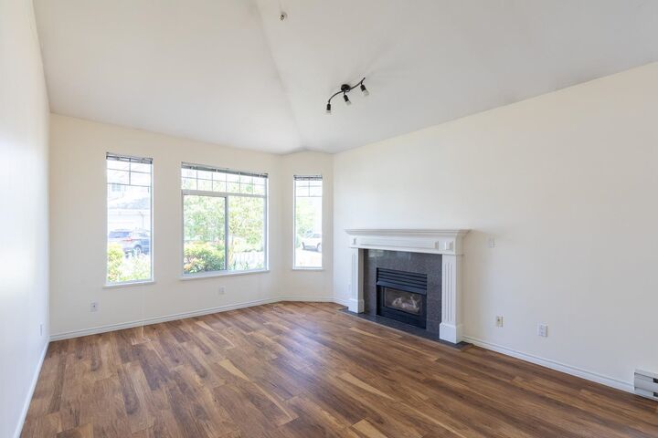 Property Photo: 5708 208 Street 49 BC V3A 8L4