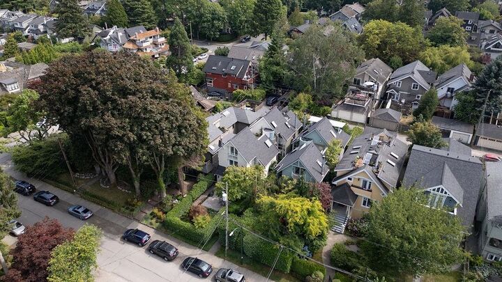 Property Photo: 3420 W 1st Avenue BC V6R 1G7