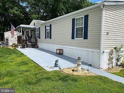 Property Photo:  14 Thomas Lane  MD 21219 