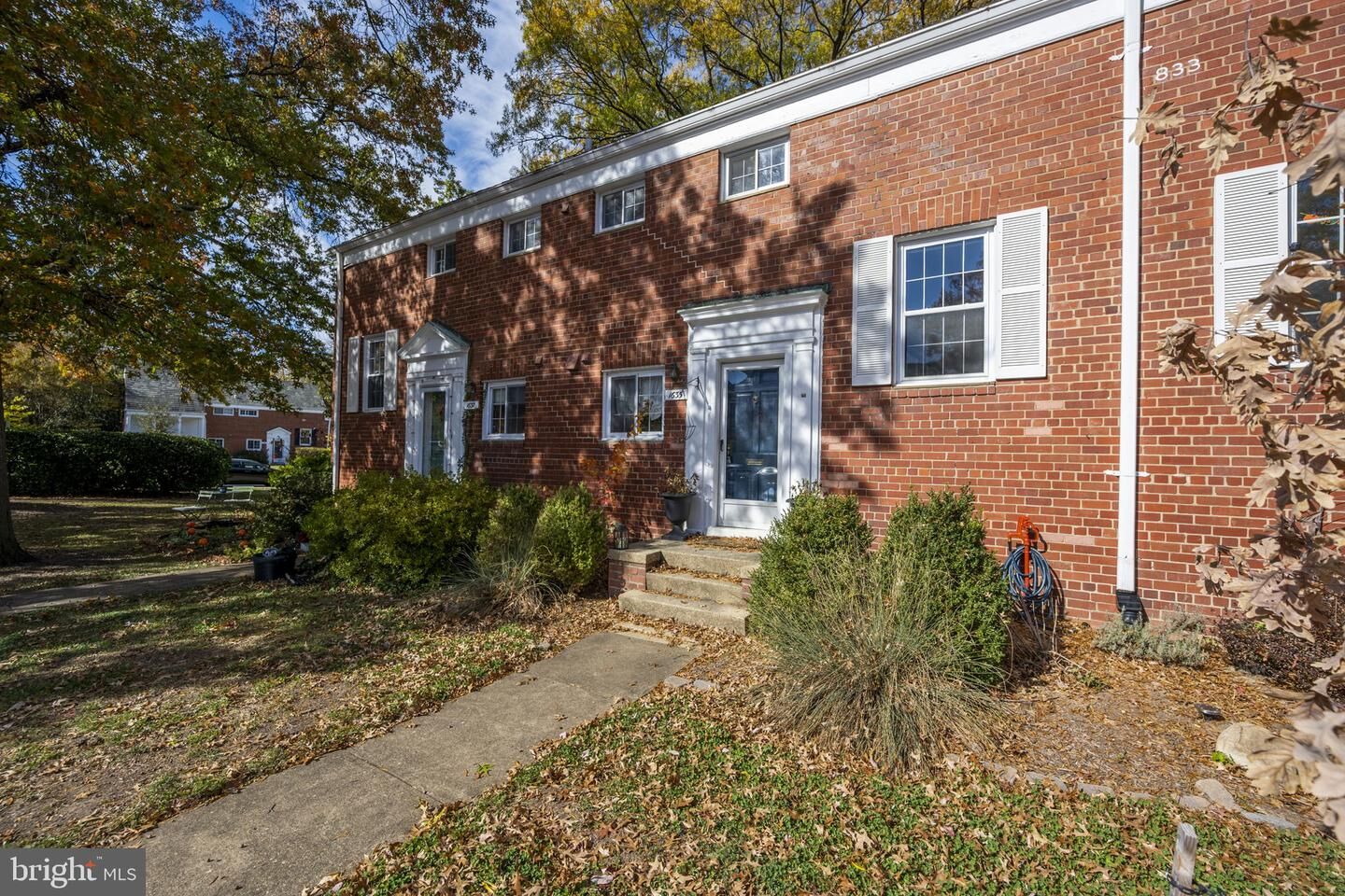 Property Photo: 1635 Ripon Place VA 22302