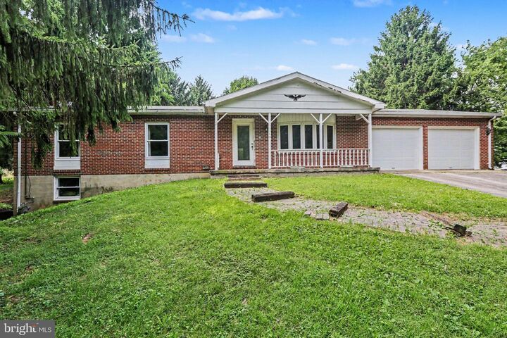 Property Photo: 140 Codorus Furnace Road PA 17347
