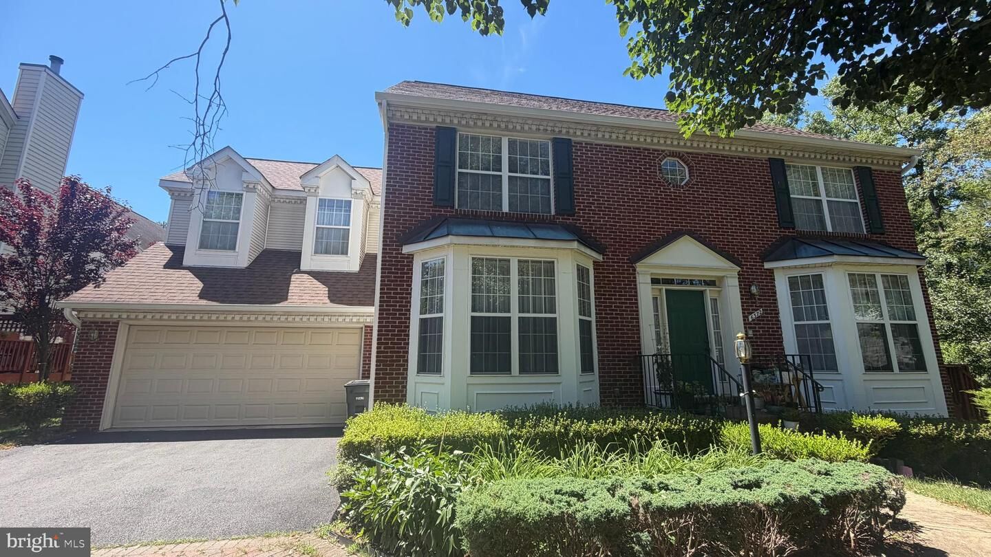 Property Photo: 6372 Alderman Drive VA 22315