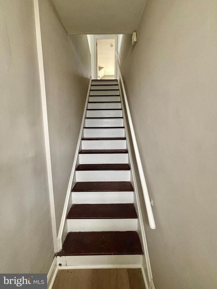 Property Photo:  6828 Oxford Avenue 2nd Floor  PA 19111 