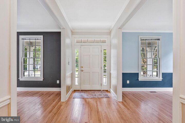 Property Photo: 10 Memorial Drive NW VA 20176