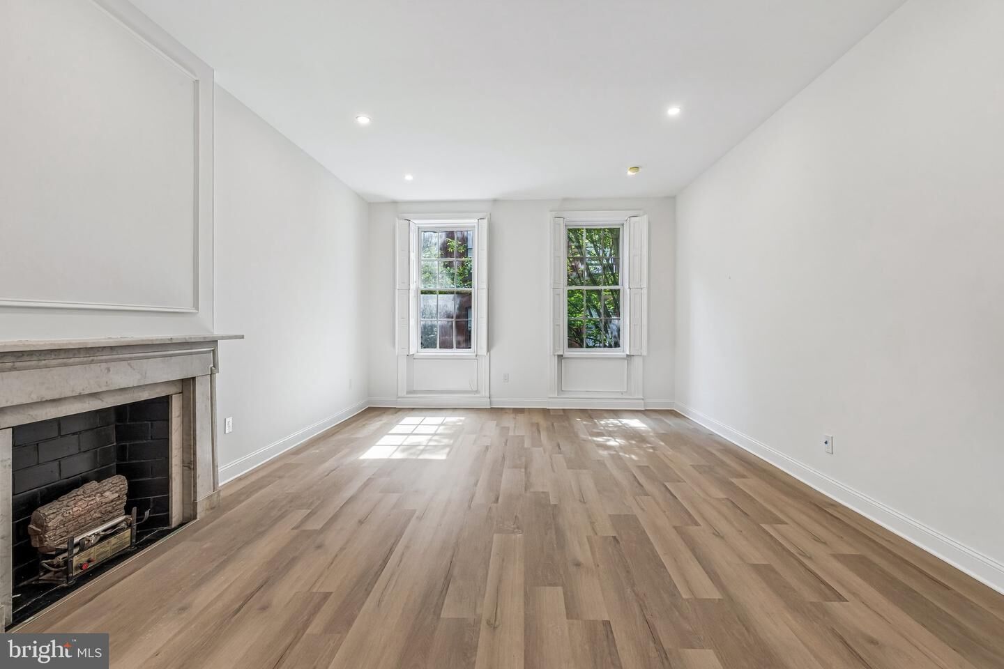 Property Photo:  344 S 15th Street 2  PA 19102 