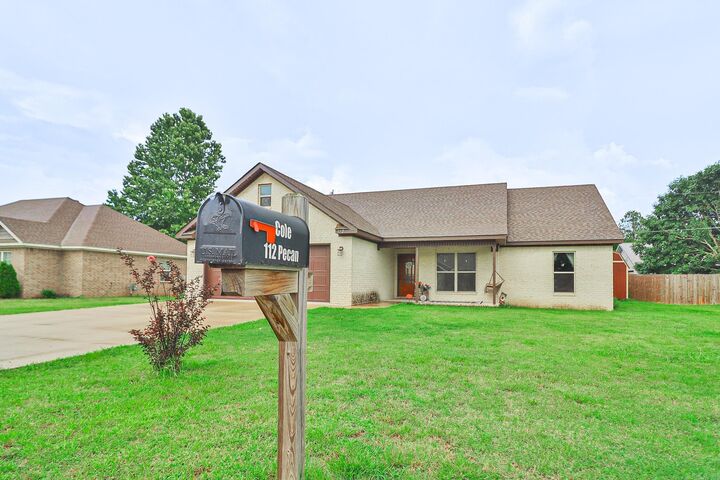 Property Photo:  112 Pecan Street  AR 72437 