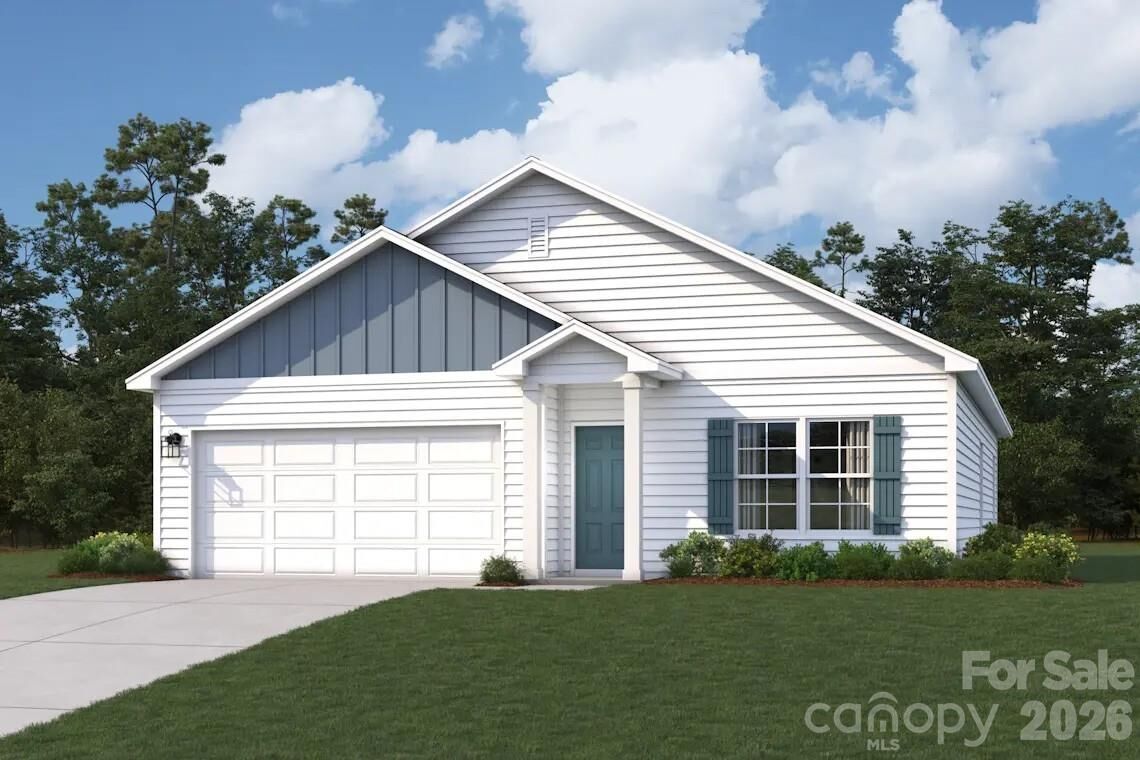 Property Photo: 1502 Catskill Way NC 28658