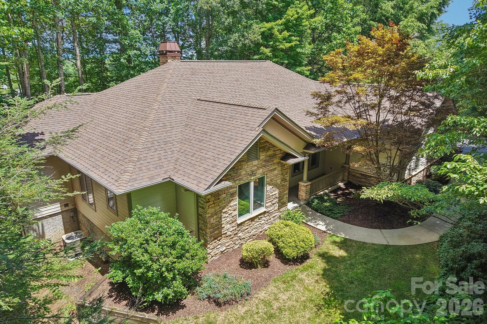 Property Photo: 24 Turkey Roost Court NC 28739