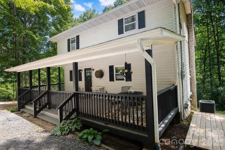 Property Photo:  47 Caribou Lane  NC 28714 