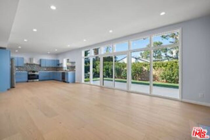 Property Photo:  11919 Weir St  CA 90230 