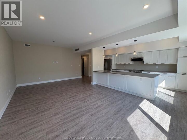 Property Photo: 550 Sandison Street 33 ON N9E 0A3