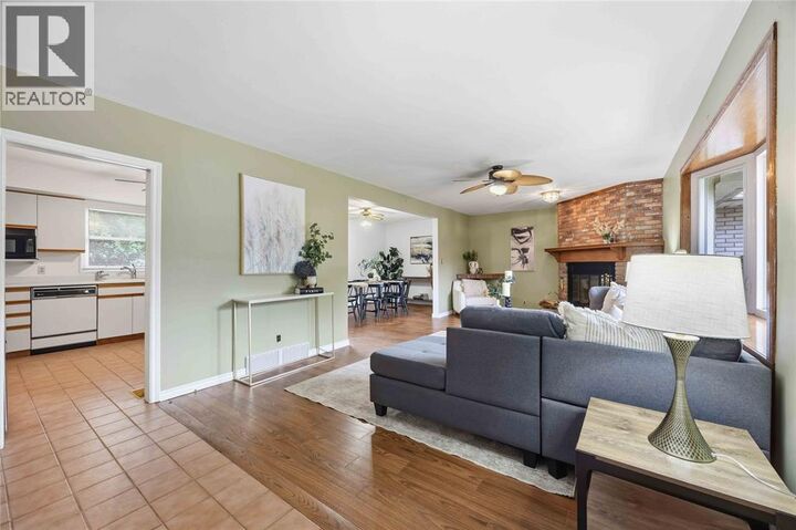Property Photo: 1150 Thomas Drive ON N7V 3W2
