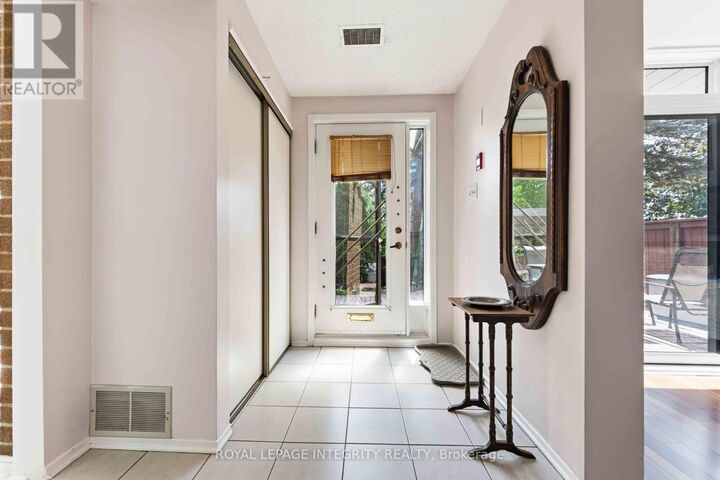 Property Photo: 100 Hillside Drive 27 ON K1K 4J1