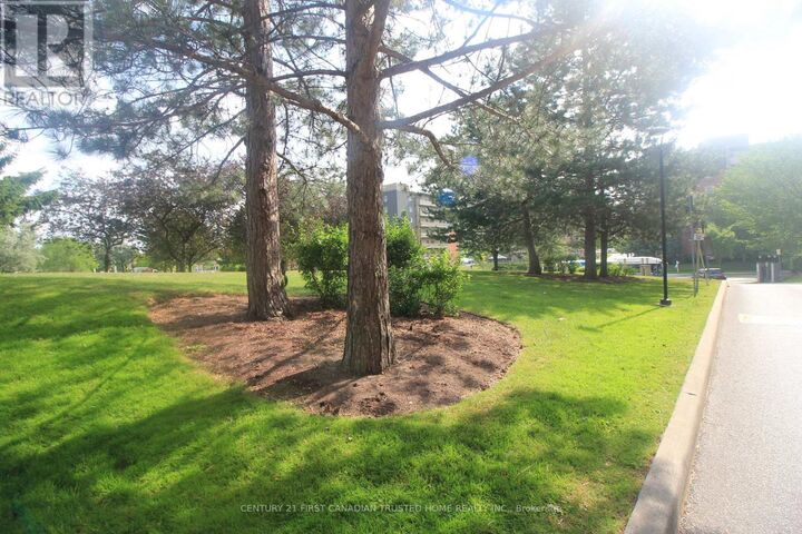 Property Photo: 1105 Jalna Boulevard 301 ON N6E 2S9