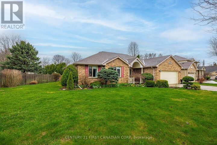 Property Photo: 7069 Diane Crescent ON N6P 1G2