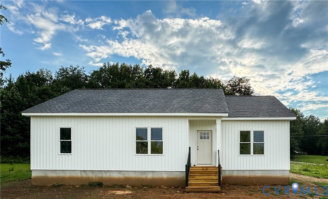 Property Photo:  Tbd Lake Drive  VA 23901 