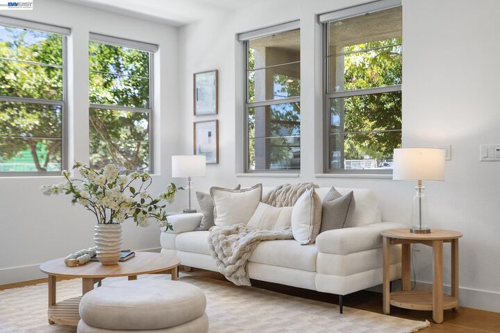 Property Photo: 5810 Midnight Pl D CA 94568