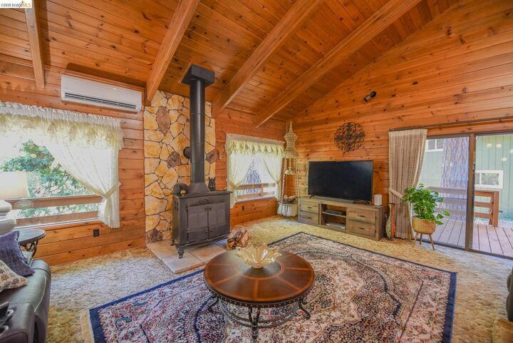 Property Photo: 19342 Superior Dr CA 95383