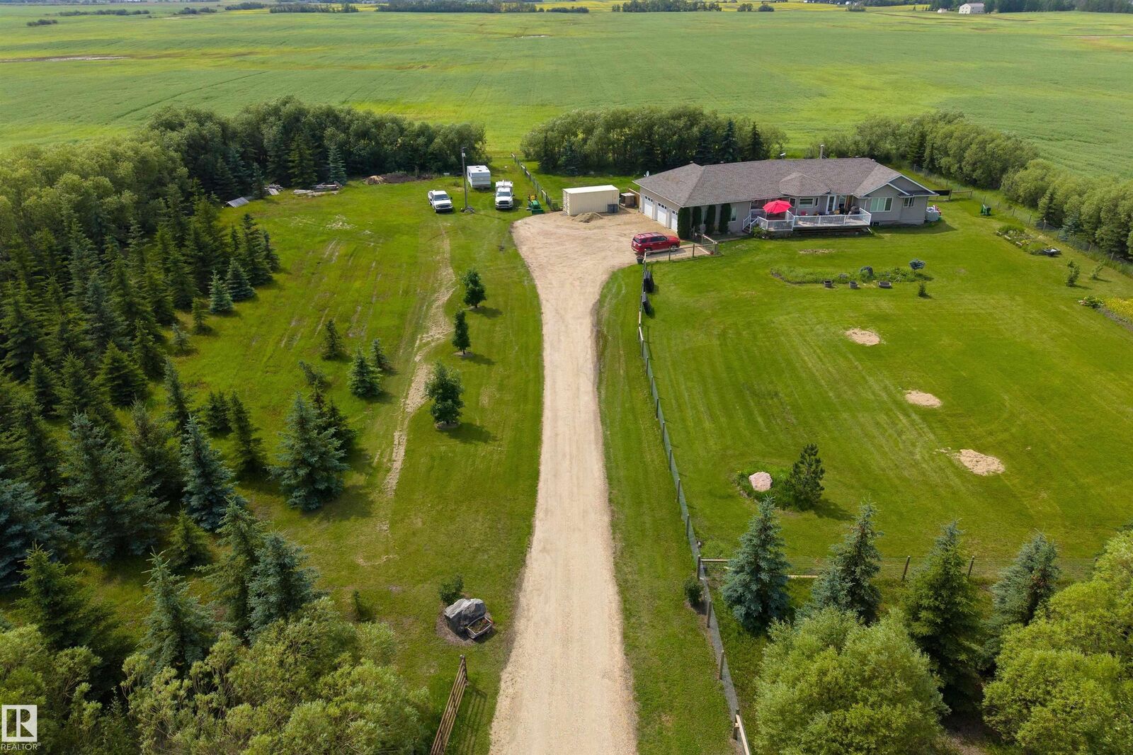 Property Photo: 55326 Rge Road 260 AB T8R 0T5