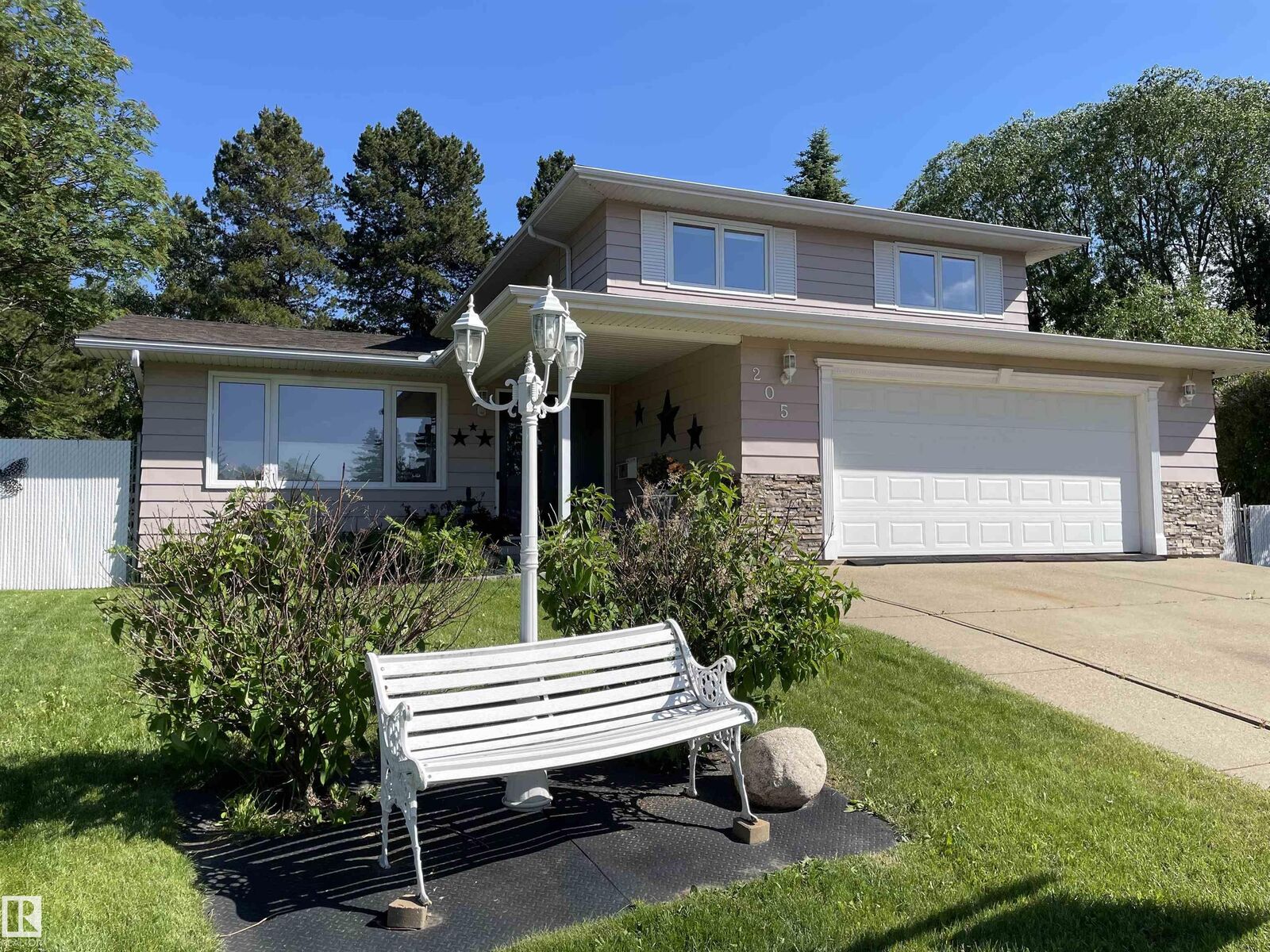 Property Photo: 205 Manor Court AB T8A 0S8