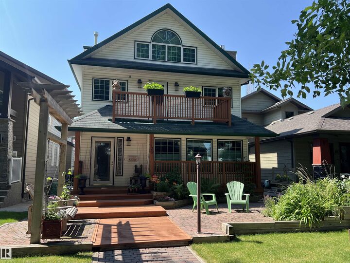 Property Photo:  11126 52 Street NW  AB T5W 3H7 
