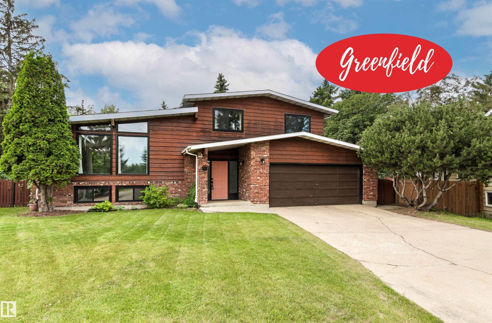Property Photo:  11427 35 Avenue NW  AB T6J 2W9 