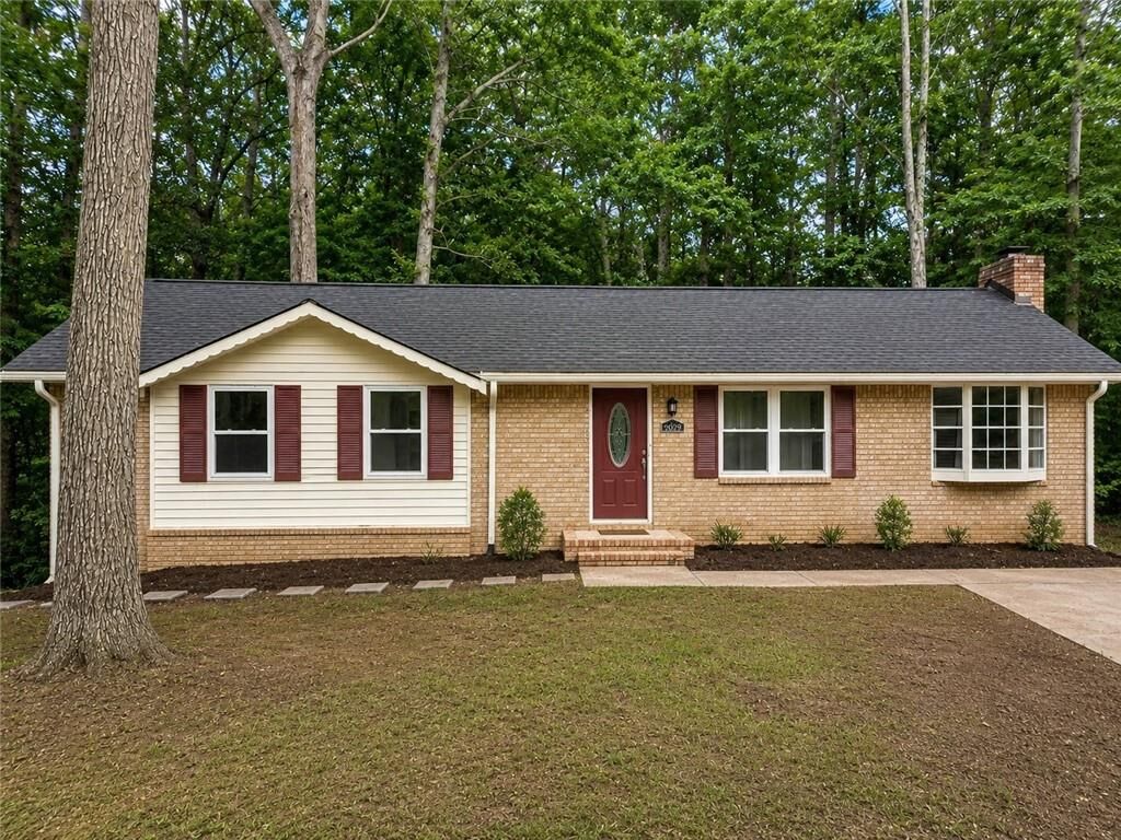 Property Photo: 3229 Fern Valley Drive SW GA 30008