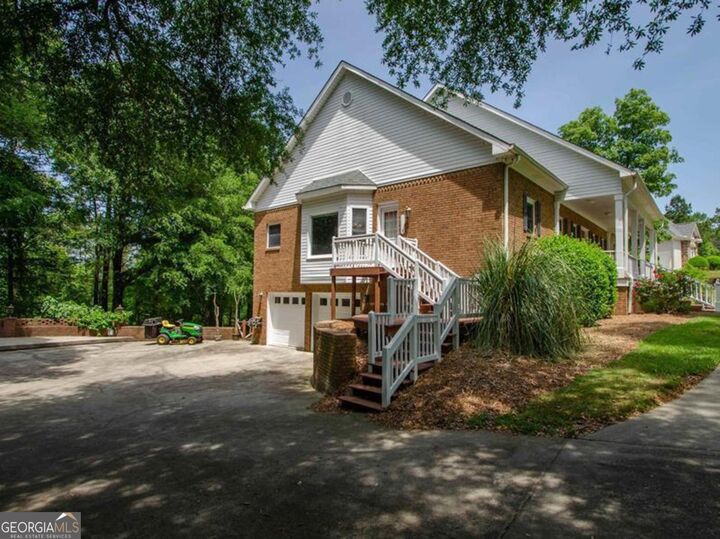 Property Photo: 110 Holly Drive GA 31088