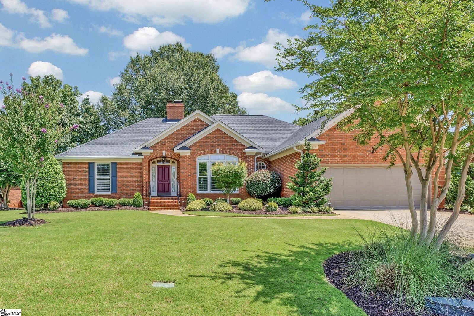 Property Photo: 231 Woods Road SC 29650