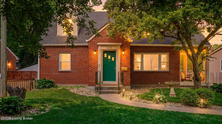 Property Photo: 212 Sage Rd KY 40207