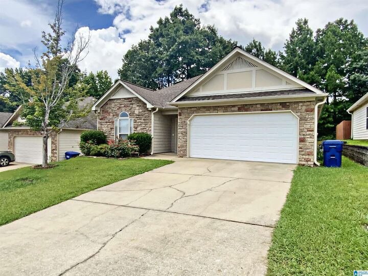 Property Photo: 333 Fox Run Lane AL 35125