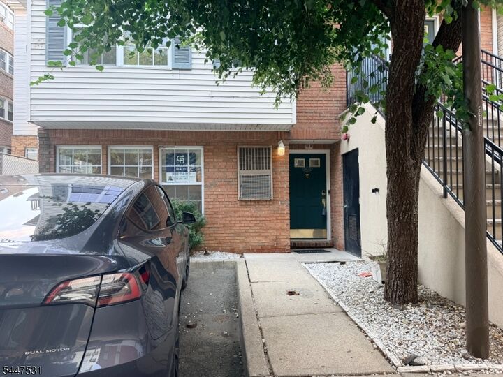 Property Photo:  84 Union St C2  NJ 07105 