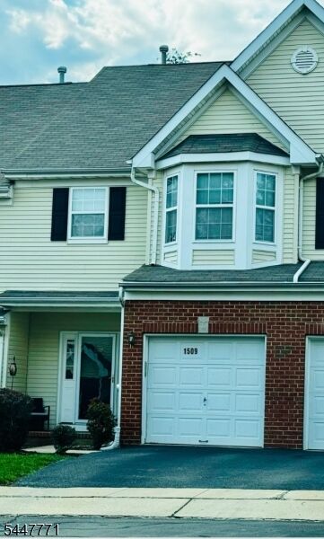 Property Photo:  1509 Pisaniello Ct  NJ 07080 