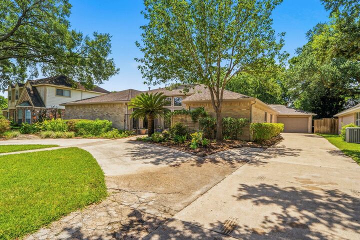 Property Photo: 8307 Ivan Reid Drive TX 77040