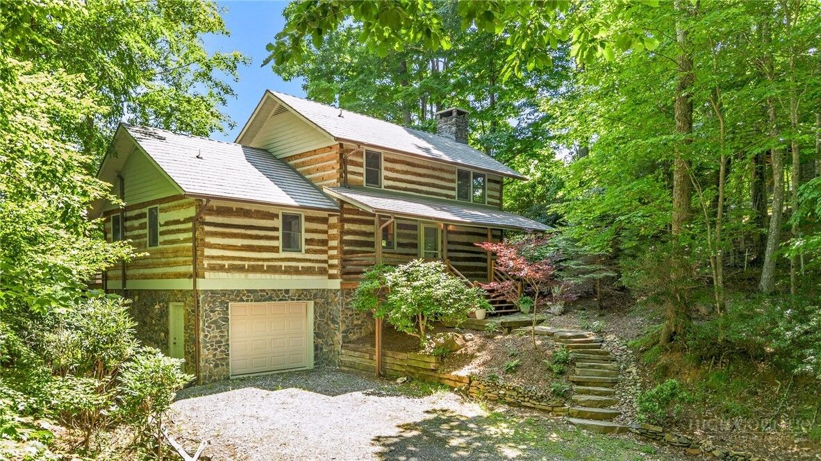 Property Photo: 381 Yellow Bear Road NC 28684