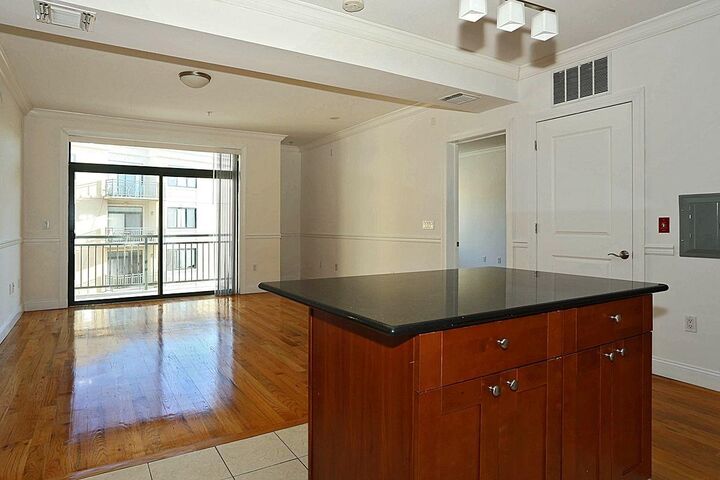 Property Photo: 85 Maple St 2M NJ 07086