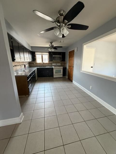 Property Photo:  17 Acorn Dr #2  NJ 07094 