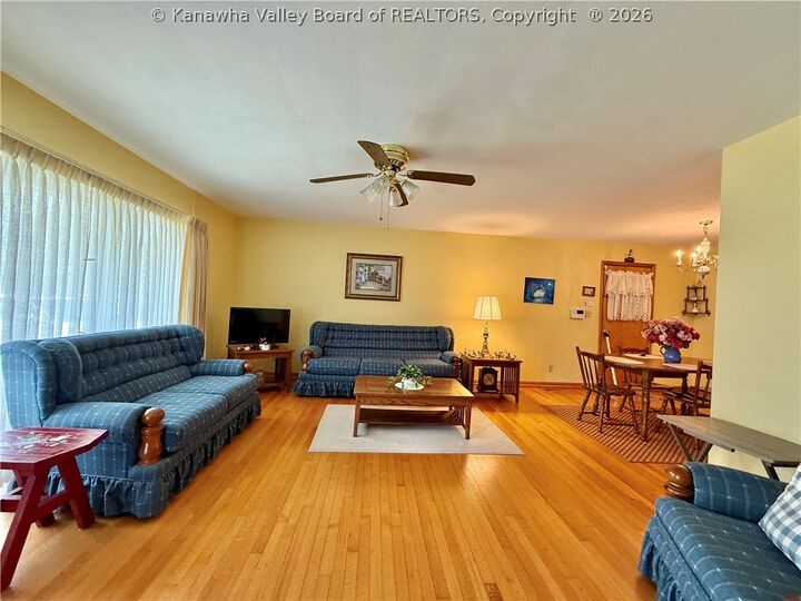 Property Photo:  944 S Walnut Street  WV 25177 