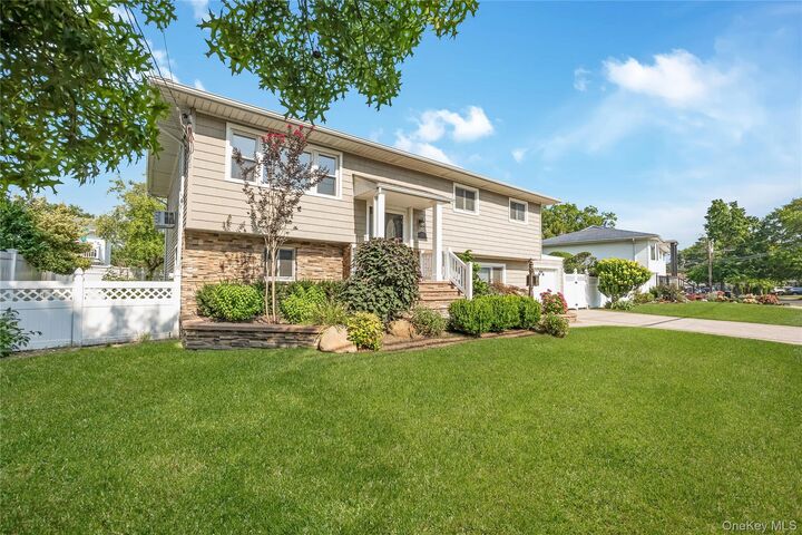 Property Photo: 1777 Roberta Lane NY 11566