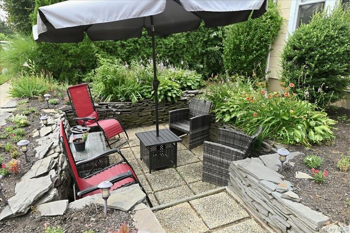 Property Photo:  48 Poplar Street  NY 11552 
