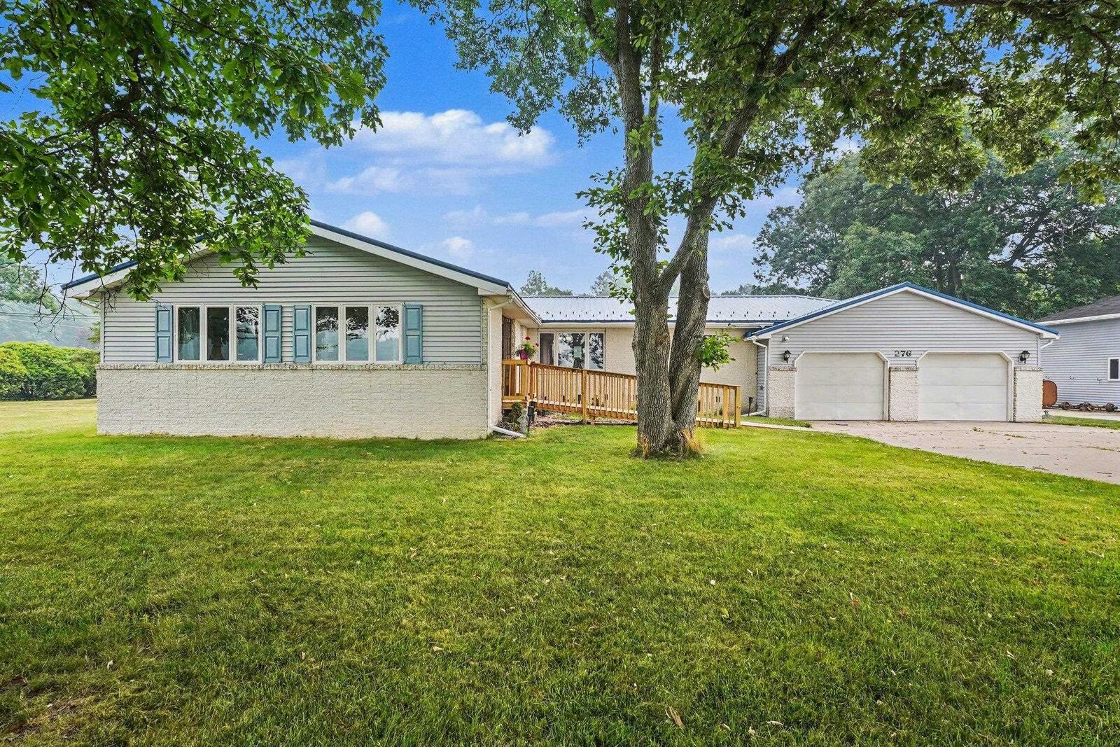 Property Photo:  276 N Meridian  MI 48640 